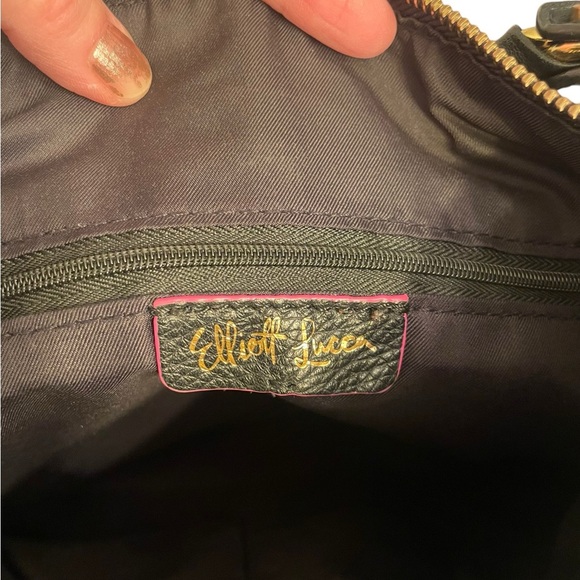 Elliott Luca black leather crossbody - Picture 8 of 9